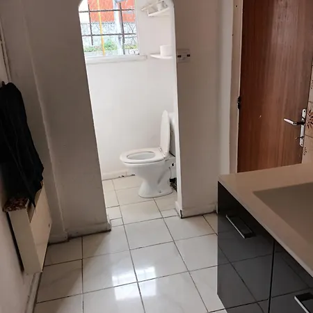 Maison Individuelle Apartamento *